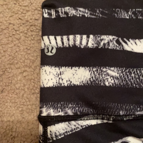 Lululemon leggings - Picture 2 of 3